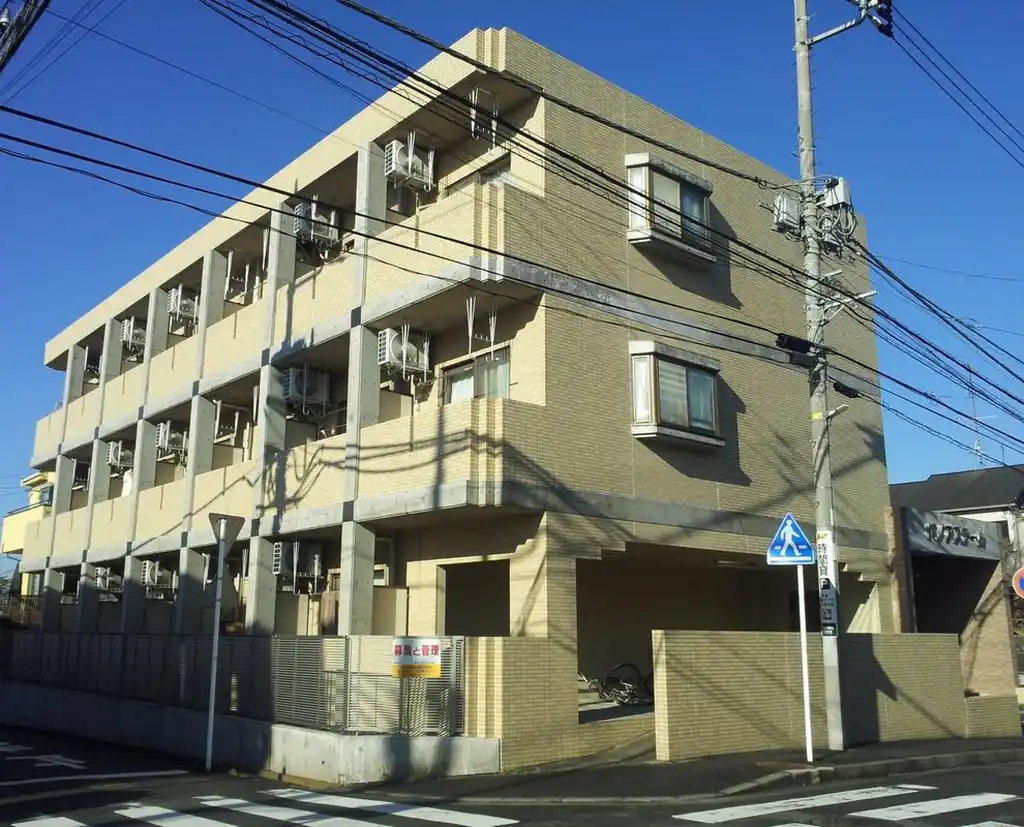 パノアステール 外観