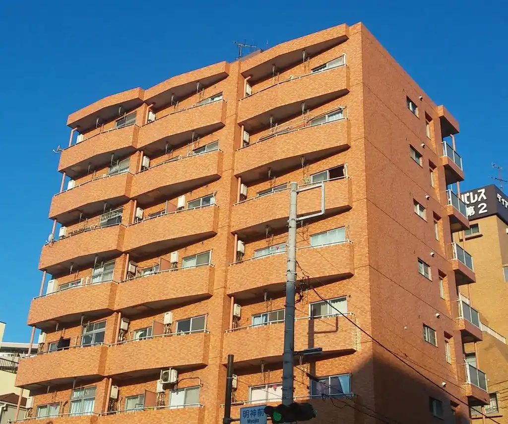 ライオンズマンション生麦 外観