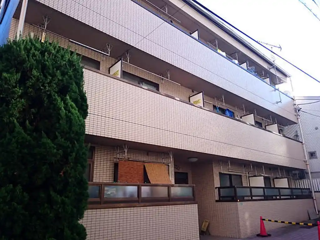 名古屋ハイツ 外観