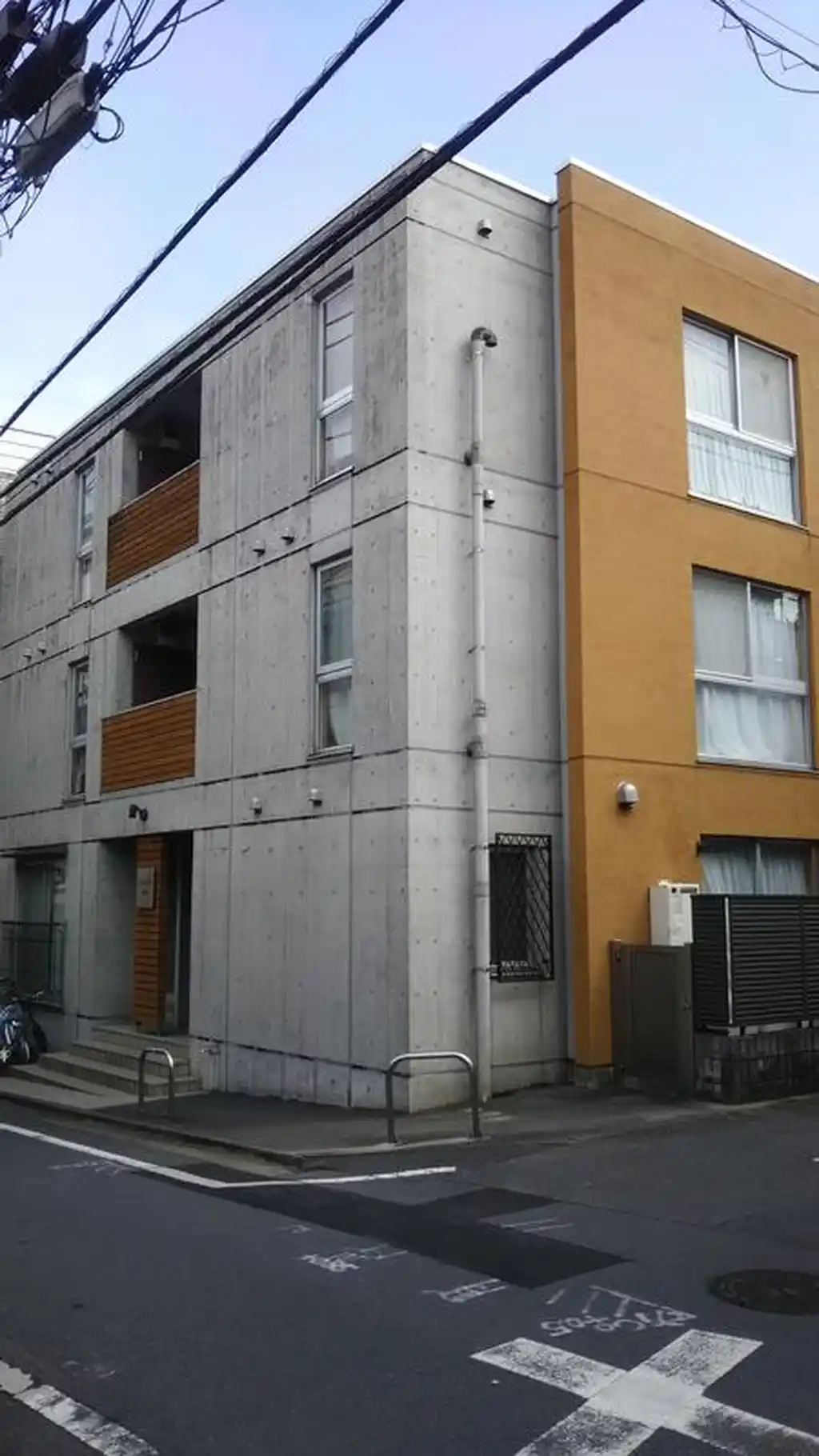 ハウス・ブルー 外観