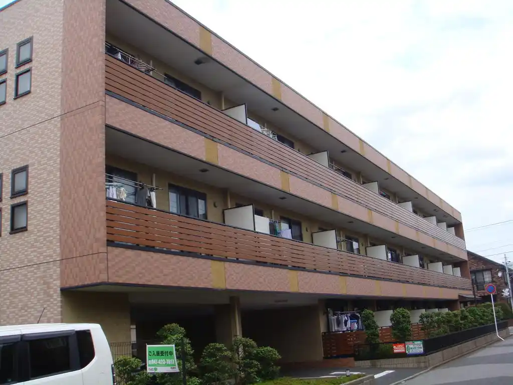 イーストピア 外観