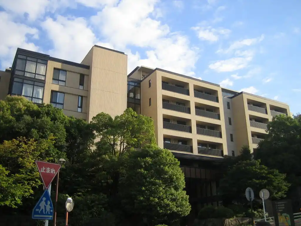 グランドメゾン伊勢山 外観