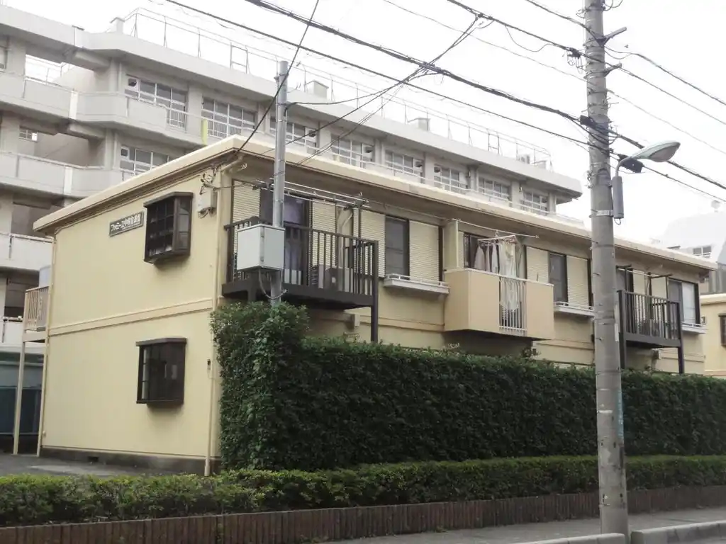 ファミーユ中村参番館 外観