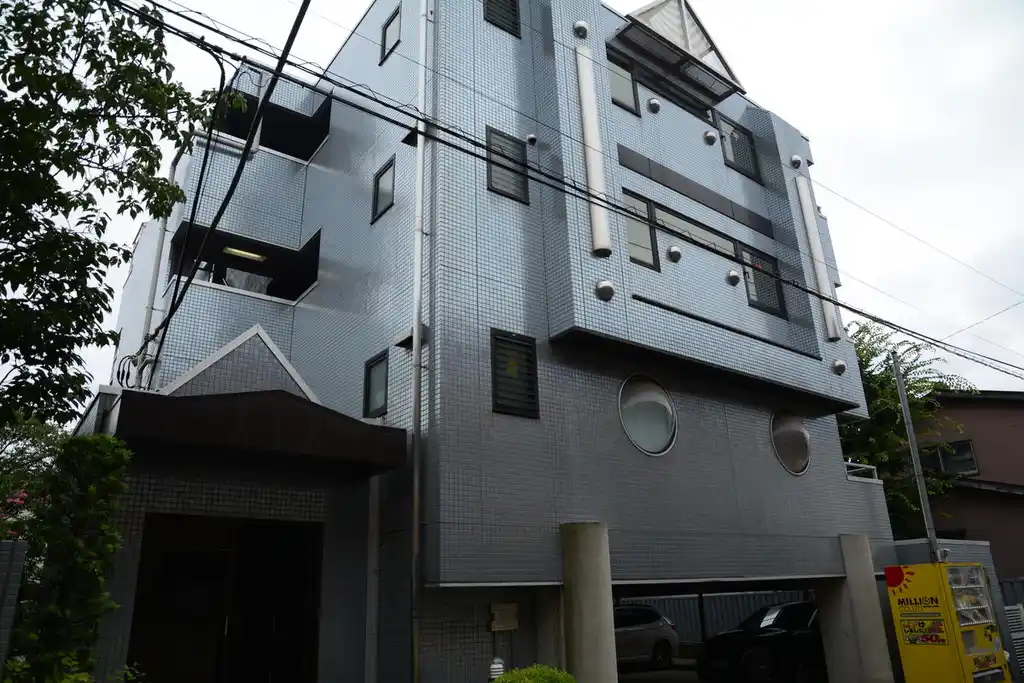 シャルム新城 外観
