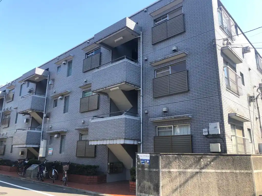 第3ユーアイビル 外観