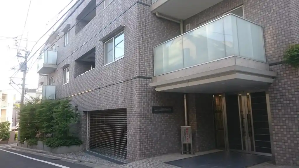 ローレルコート中野高根町 外観