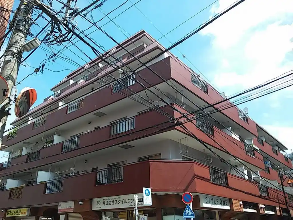 エスカイア久米川 外観