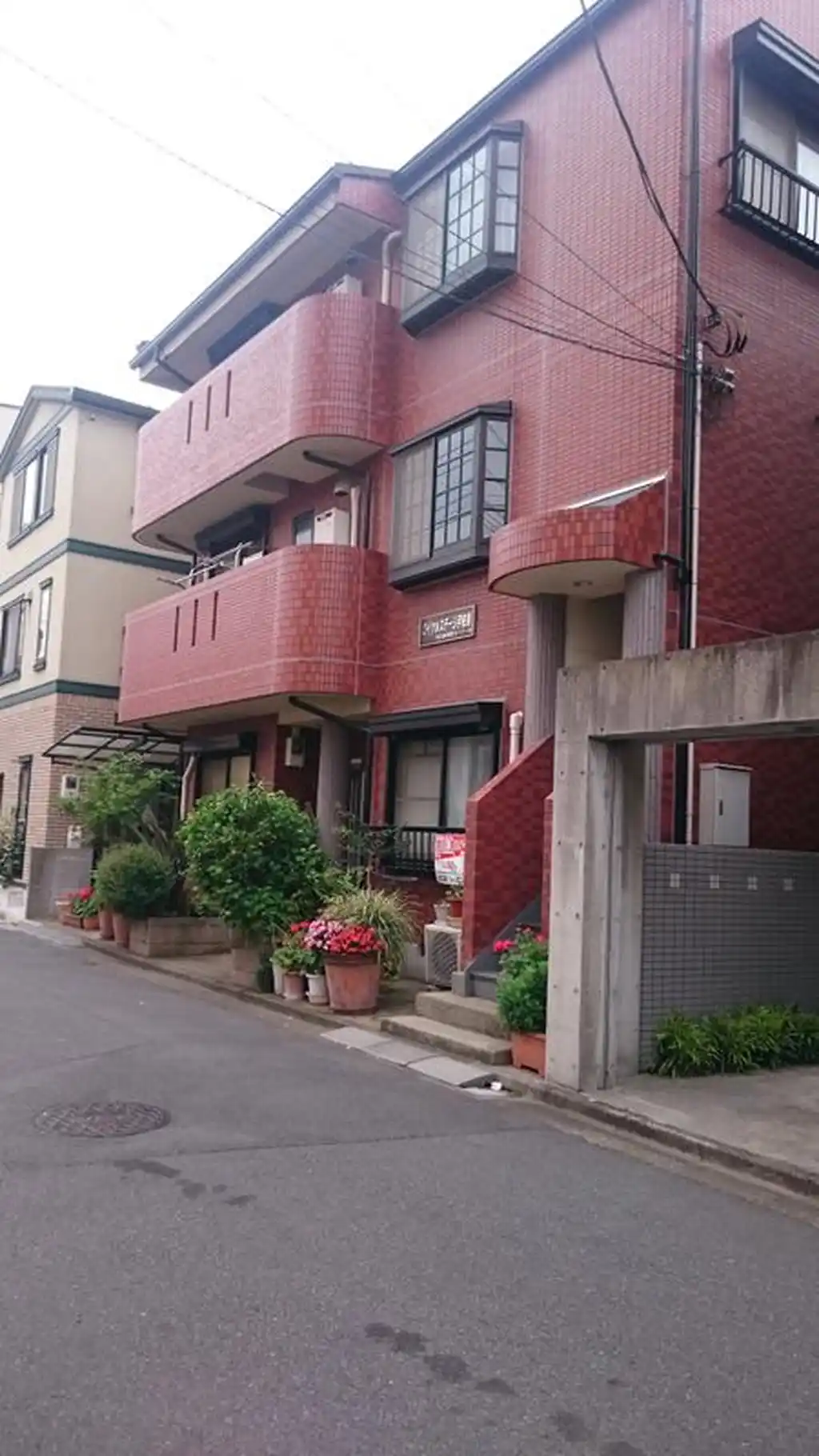 ロイヤルステージ宇佐見 外観