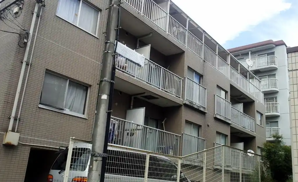 プラザ美しが丘 外観