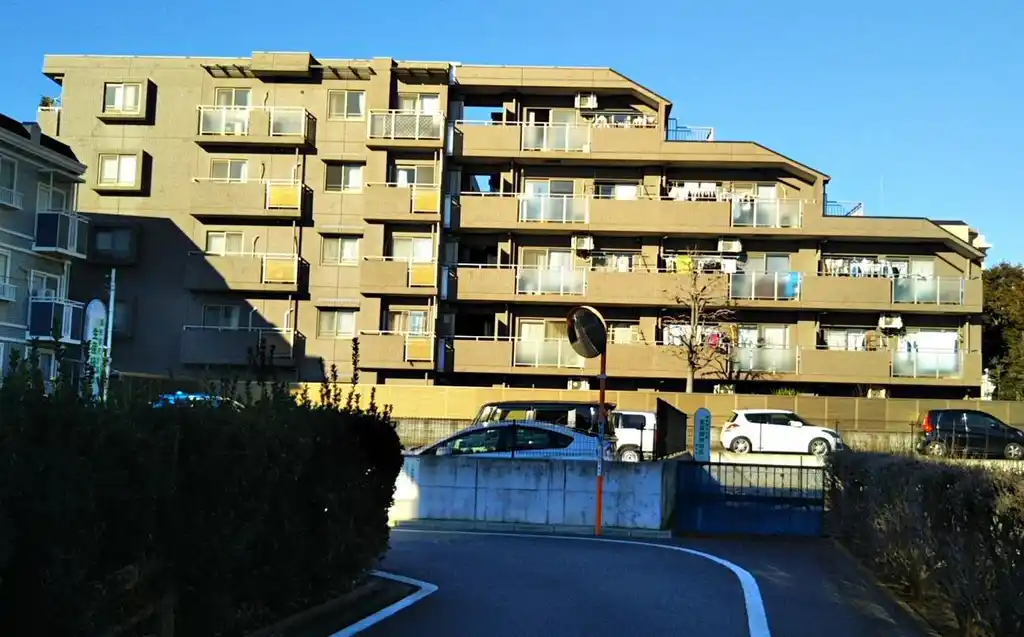 ルイシャトレ調布 外観