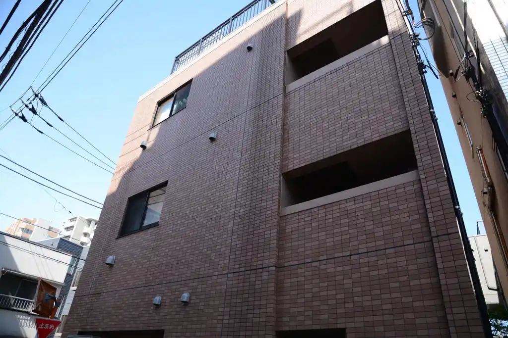 premement 外観