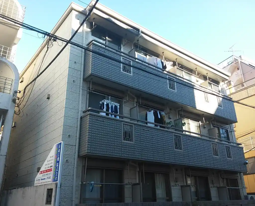 ストラッセ 外観