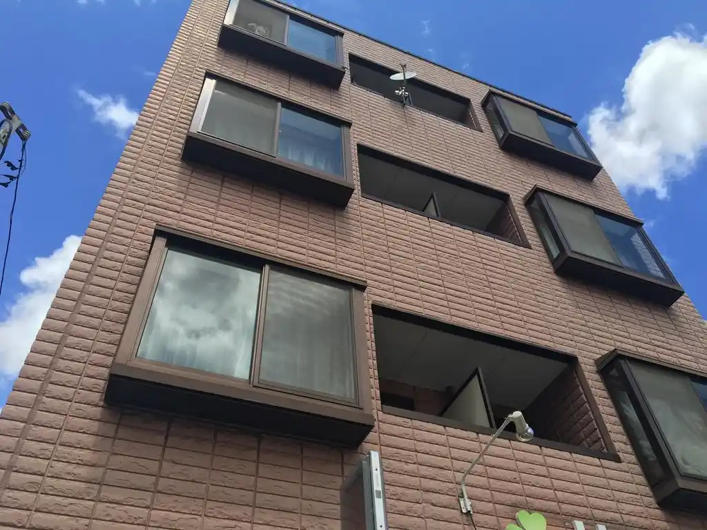 ヘレンハウス 外観