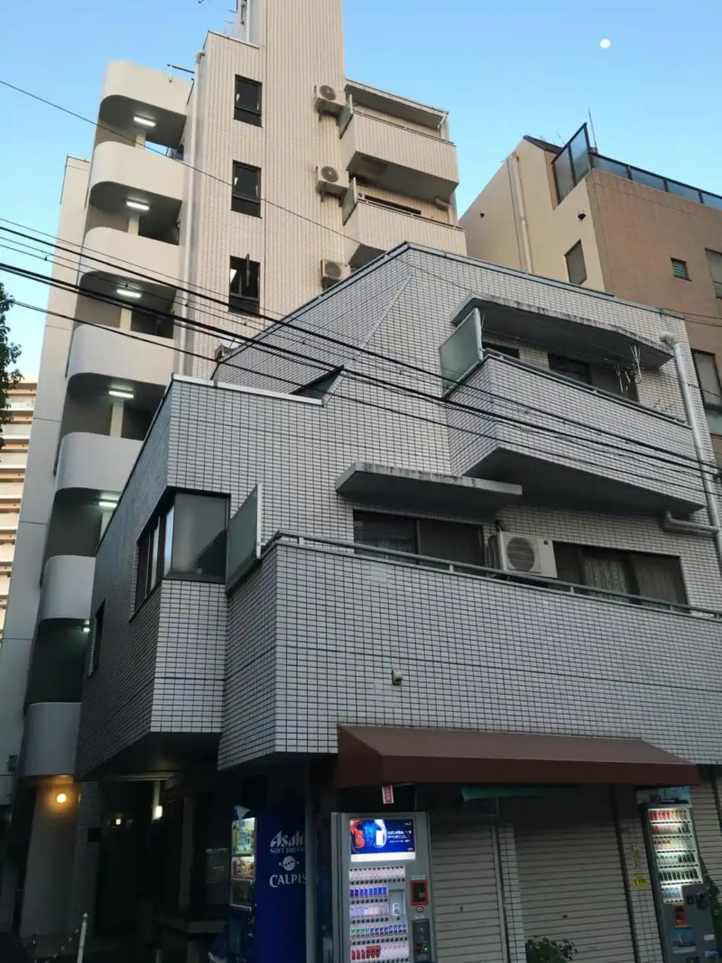 ドルフ南麻布 外観