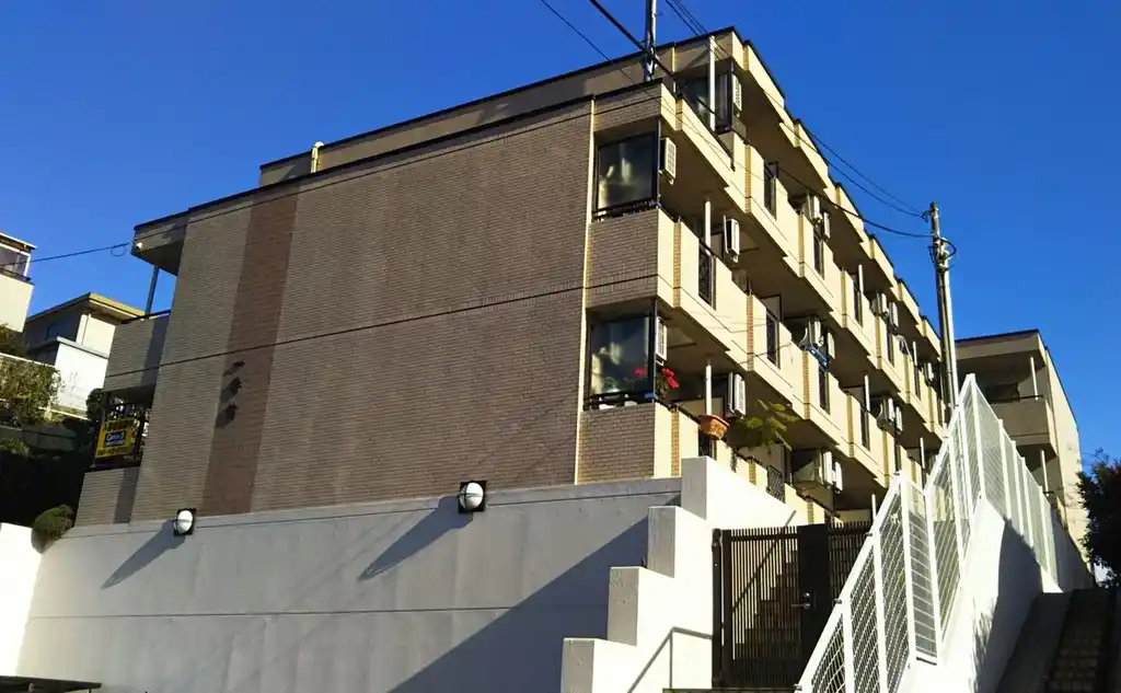 ジョイフル中山一番館 外観