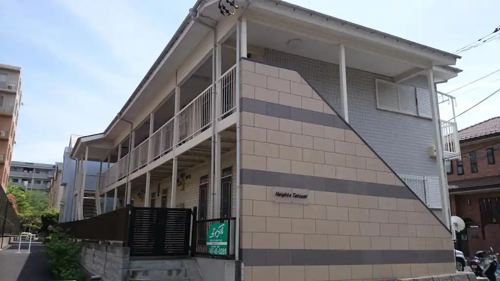 ハイツたつみ 外観