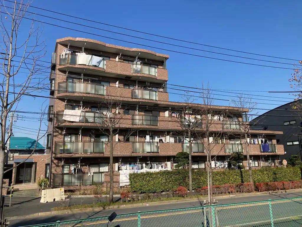 ドミール春江 外観