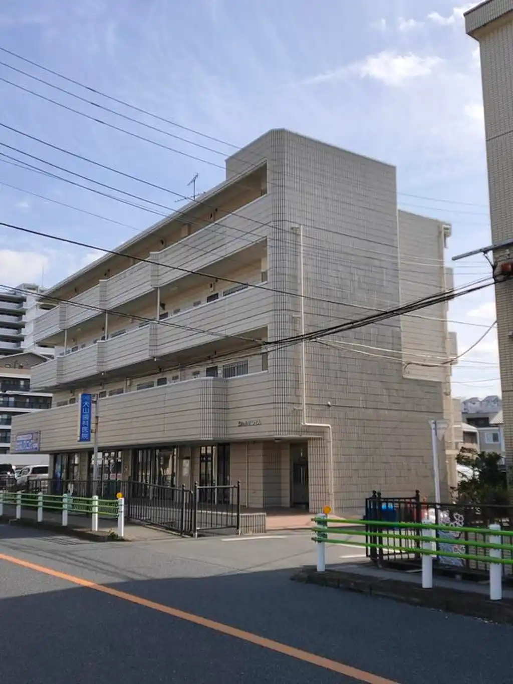 シャルマンビル 外観
