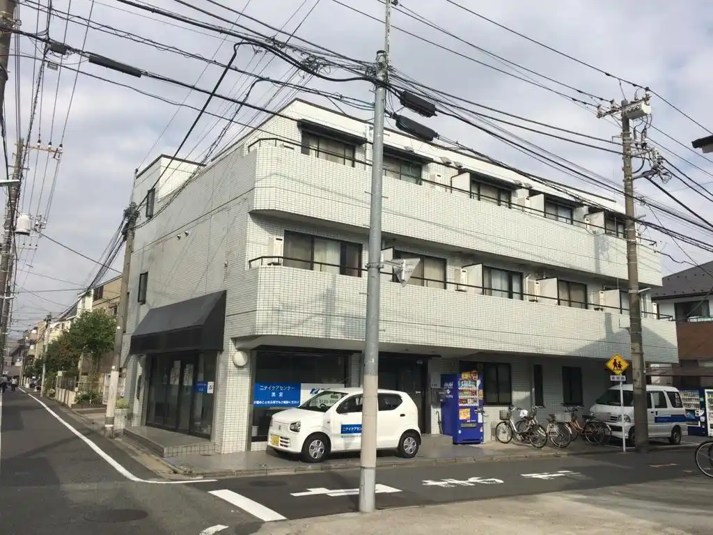 秀高ハイツ 外観