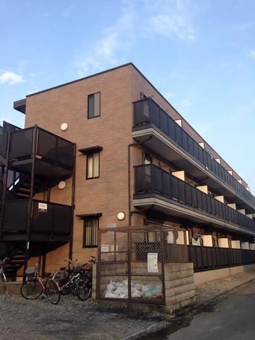 セレコーポ宝来 外観