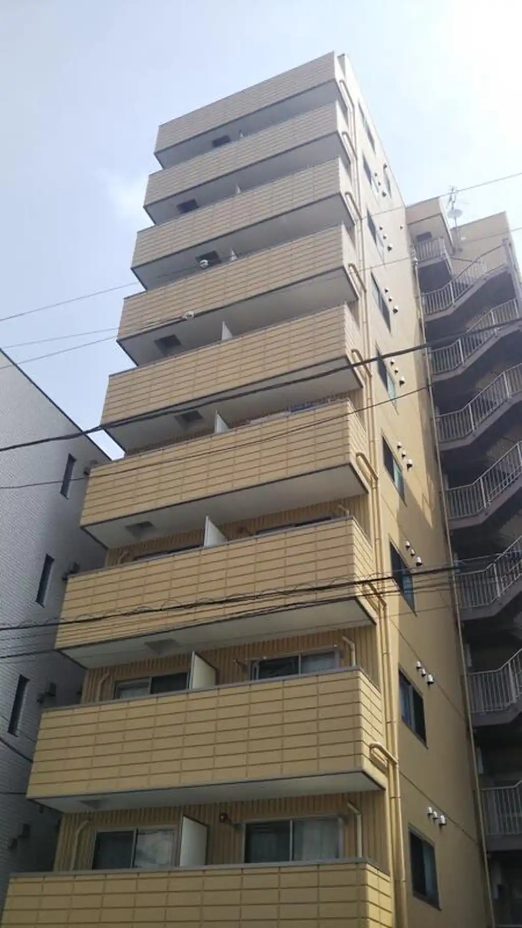 クリーン グラッド 外観