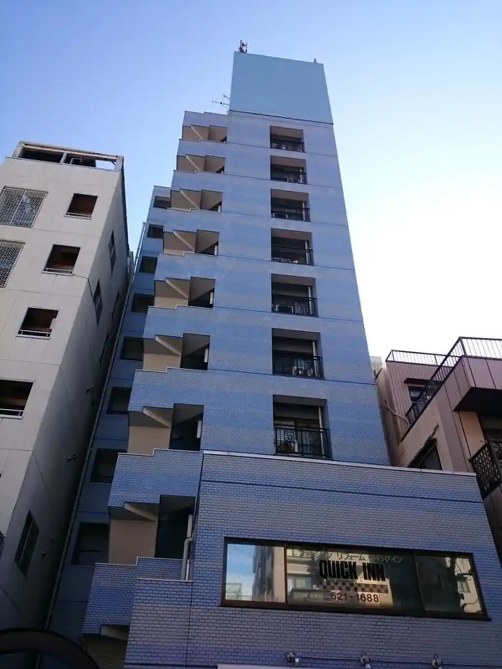 パインセンターハイツ向島 外観