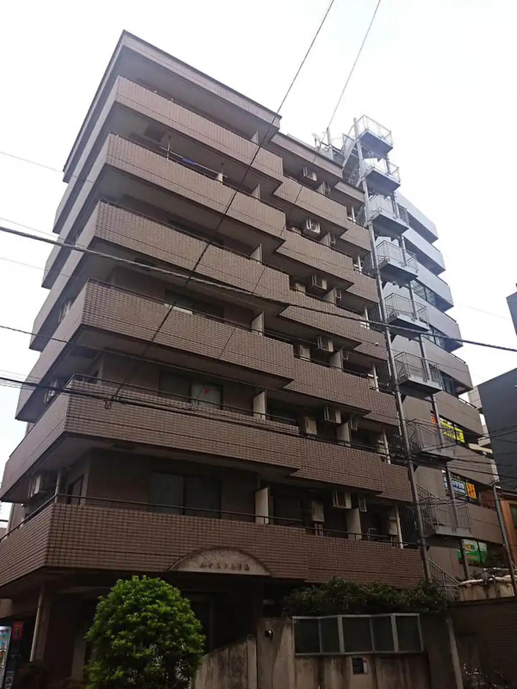 エオストル月島 外観