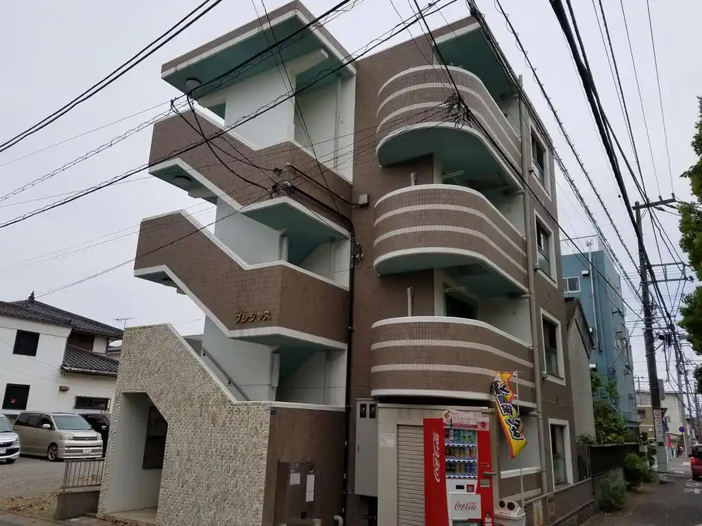 プレシャス 外観