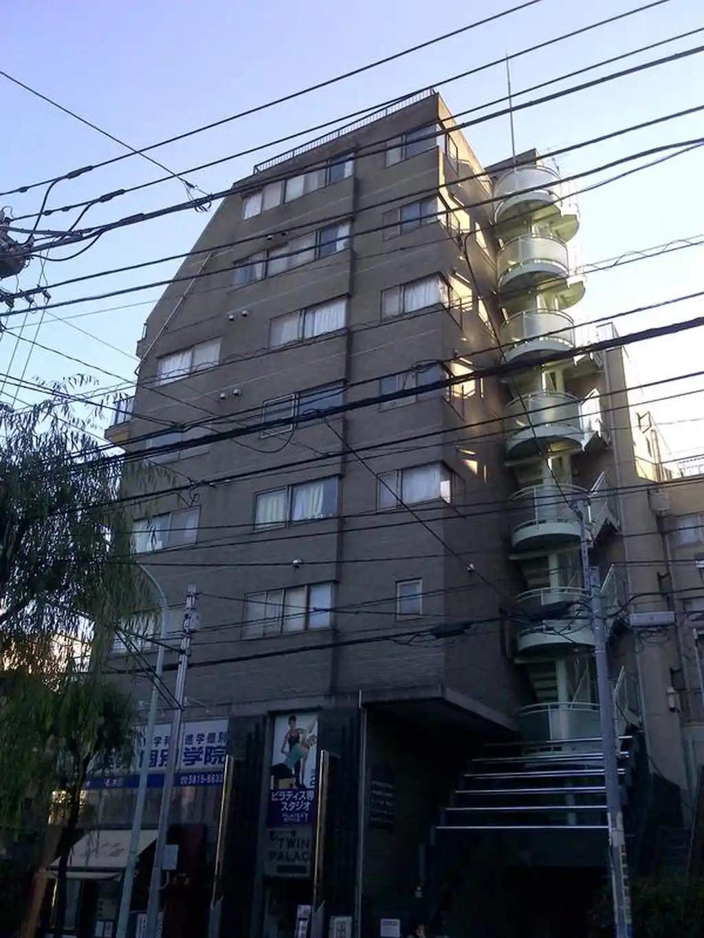 ツインパレス 外観