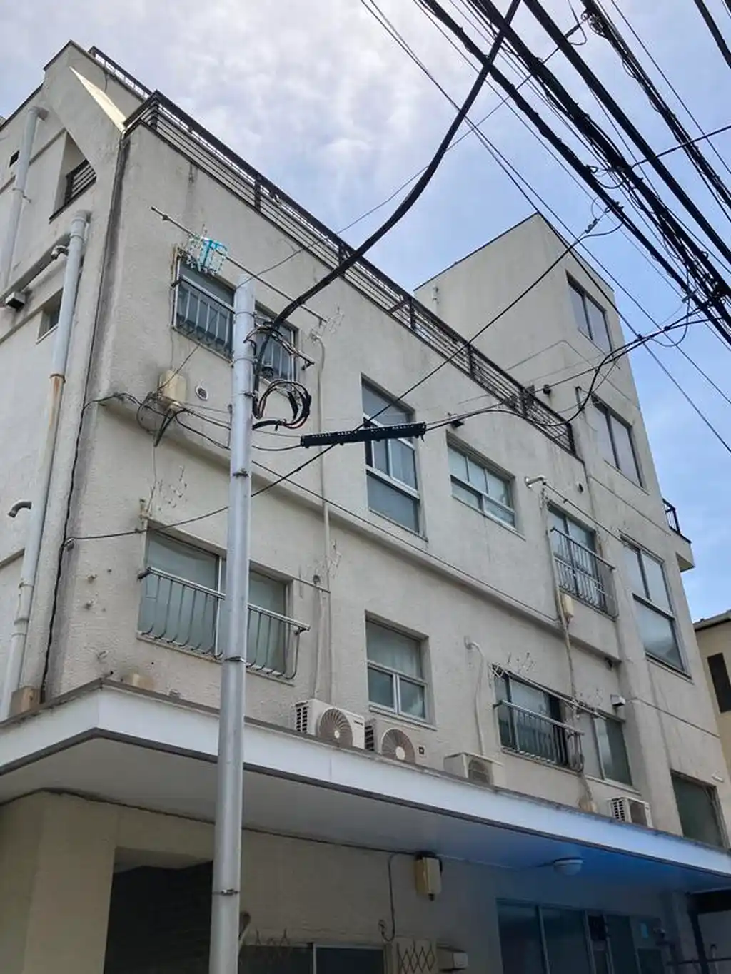 砥上ビル 外観