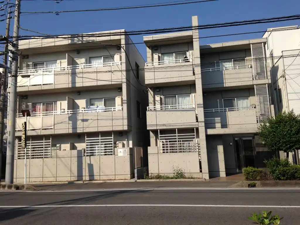 ONES STAGE上落合5 外観