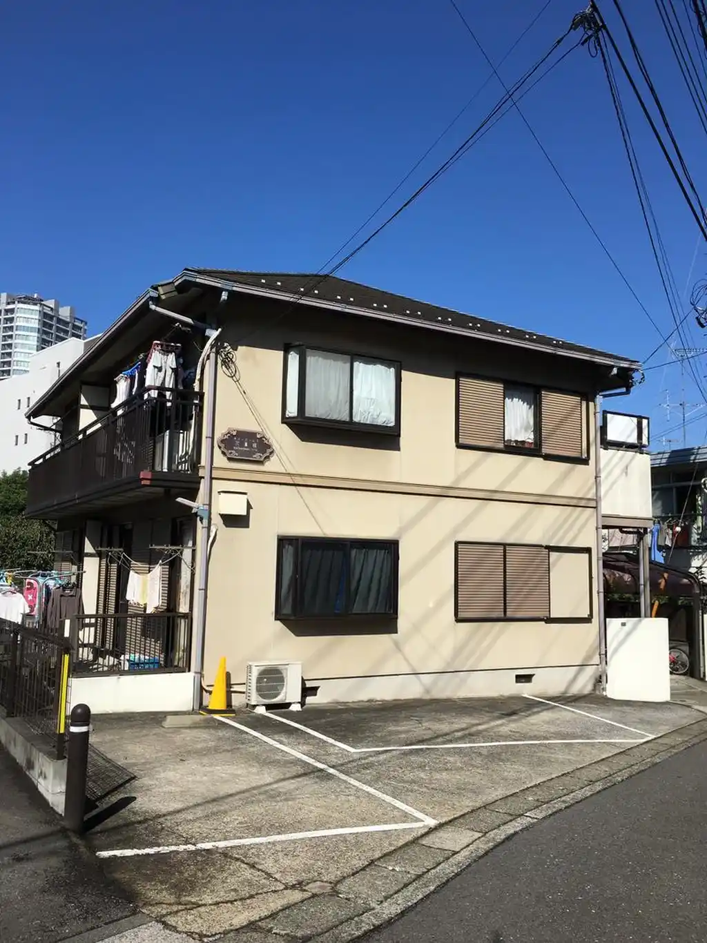 ネオータームズ 外観