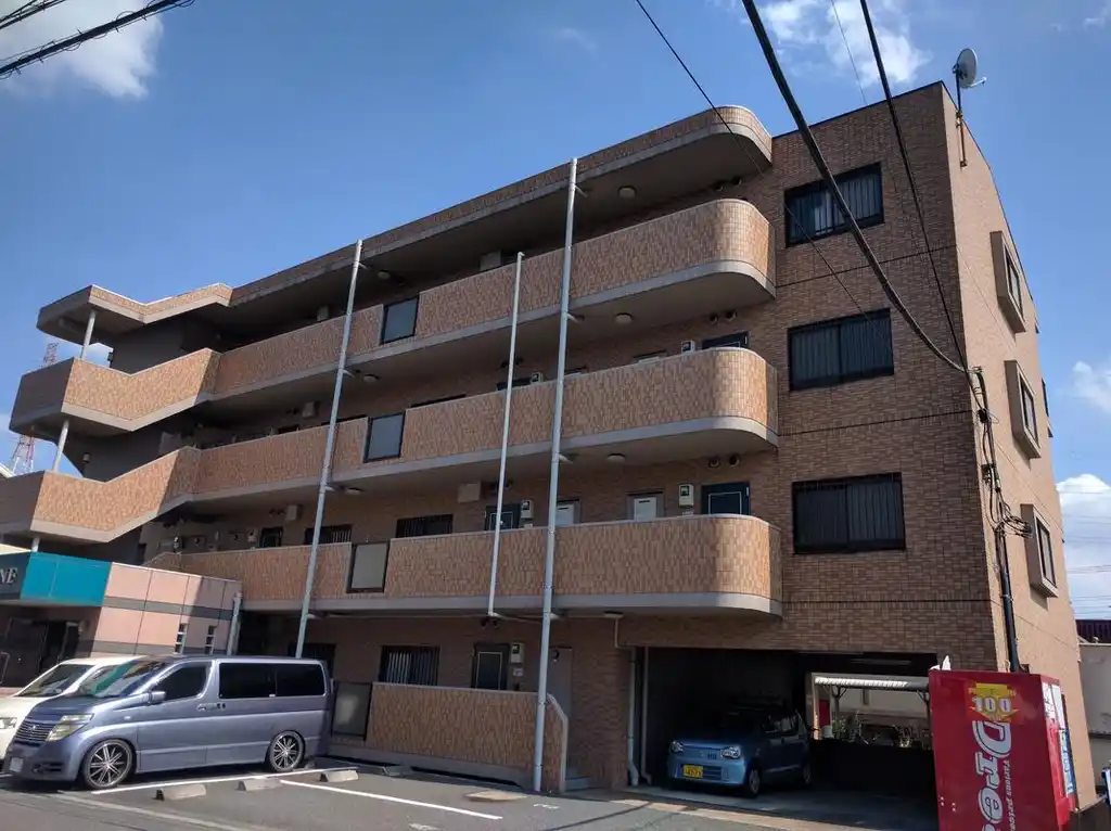 リファイン 外観