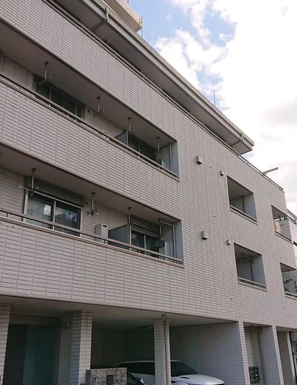 セレクション山手 外観