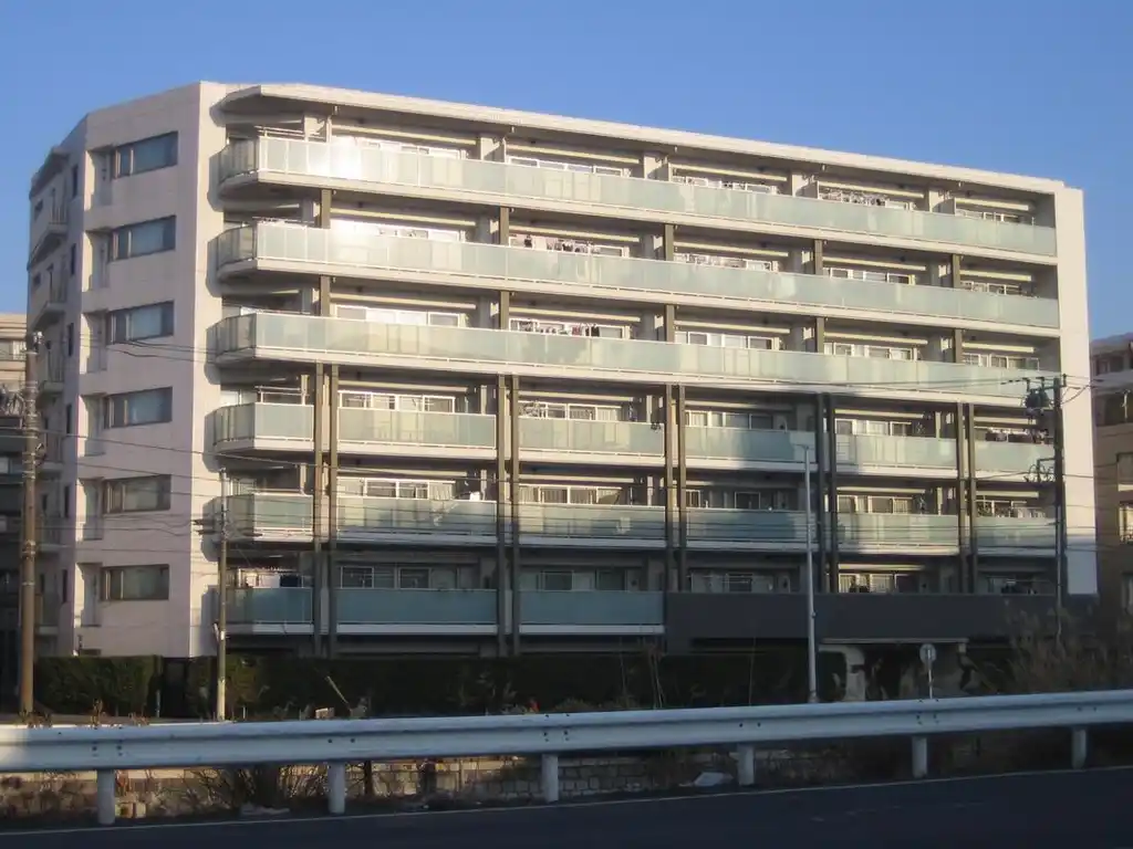 クレアホームズ横浜根岸 外観