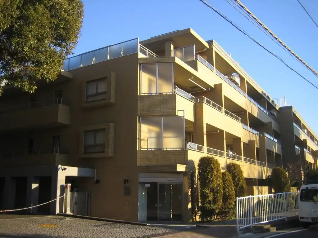 クリオレミントンハウス横浜山手 外観