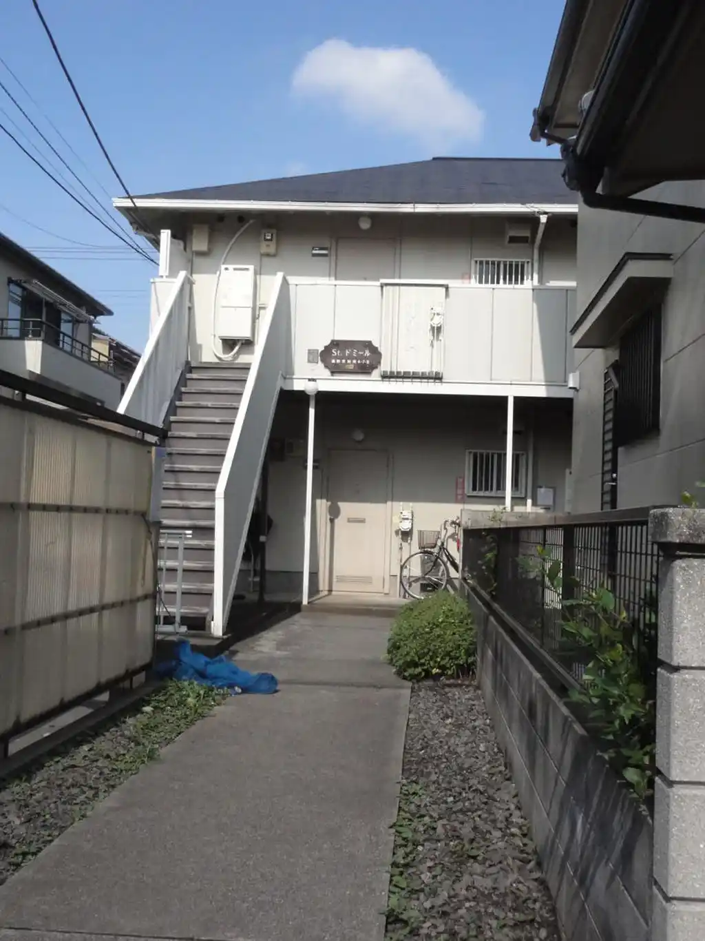 S・Tドミール 外観