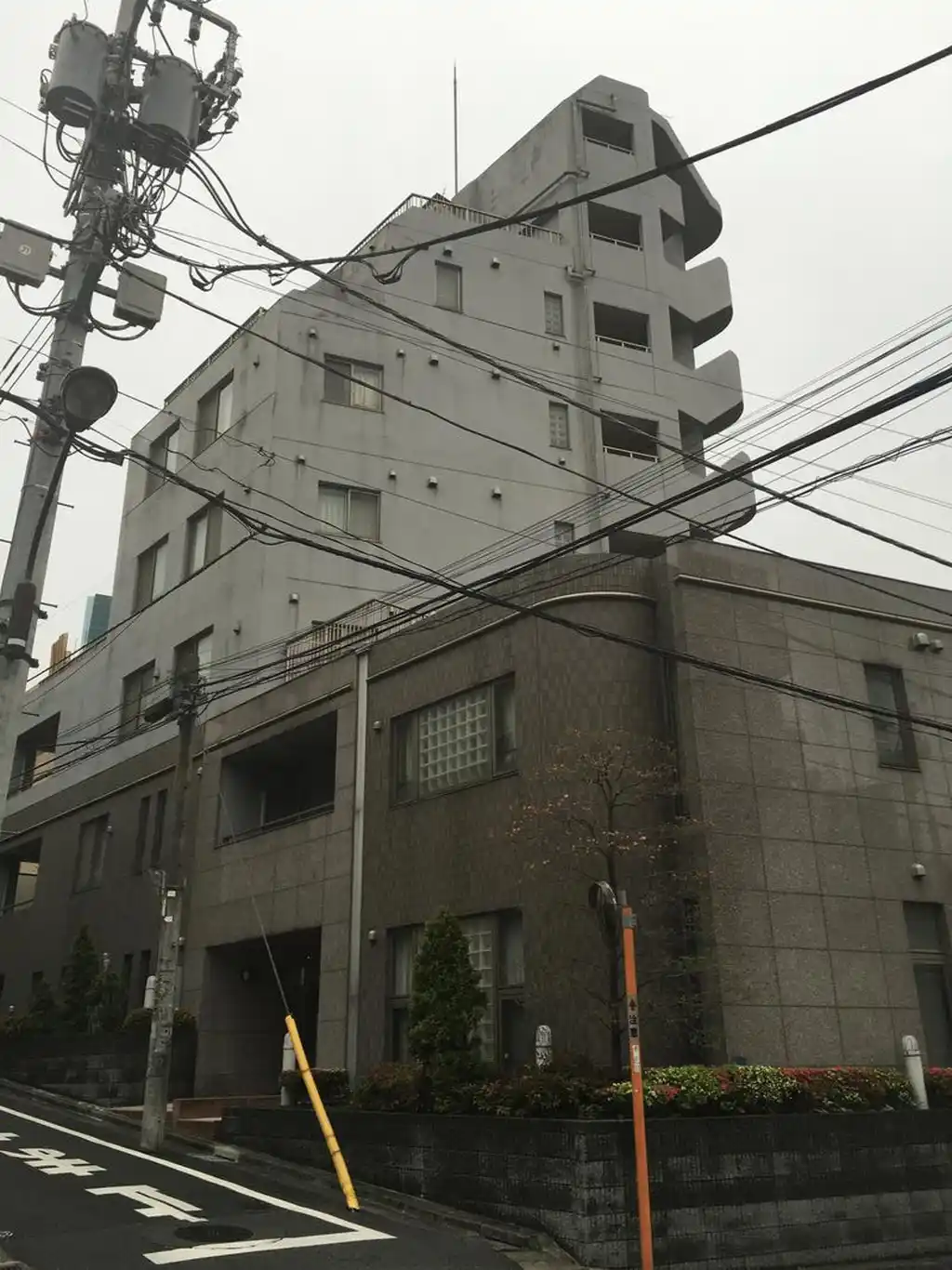 ユニロイヤル赤坂 外観