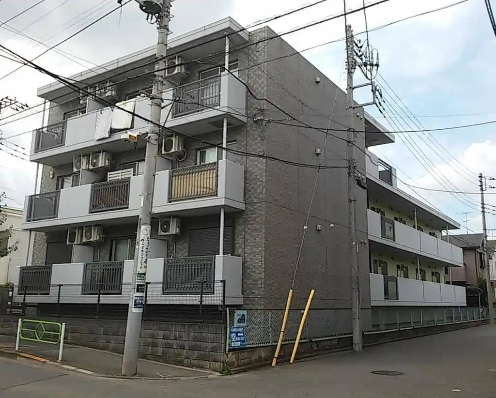 プティ リヴィエール 外観