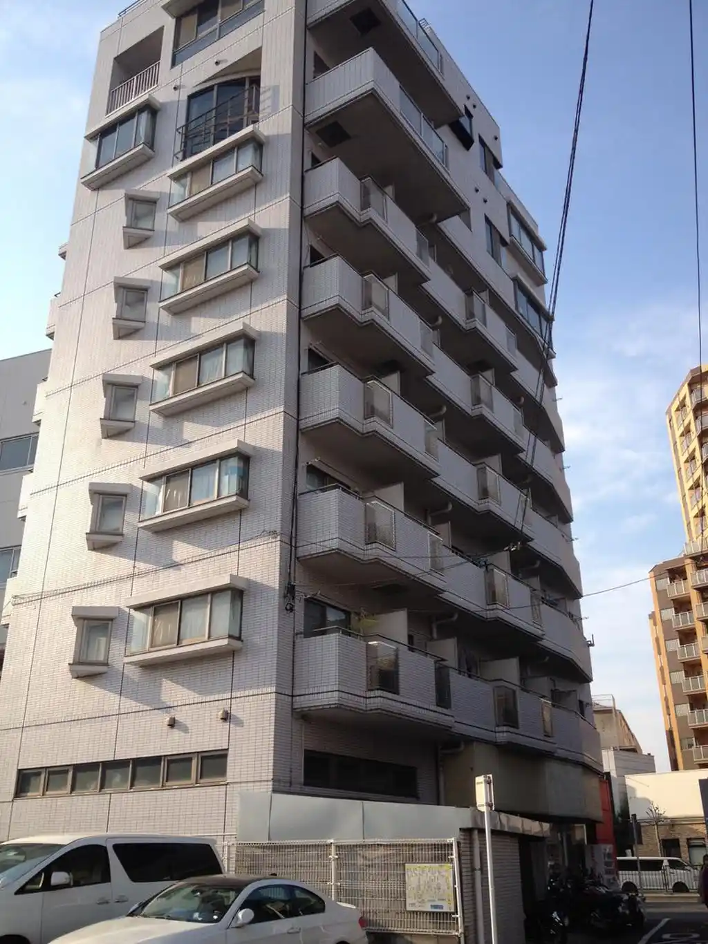 ビッグバード194 外観