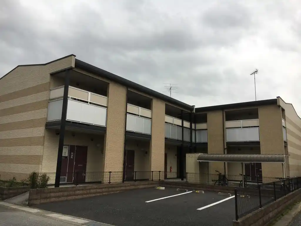 レオパレス岡II 外観