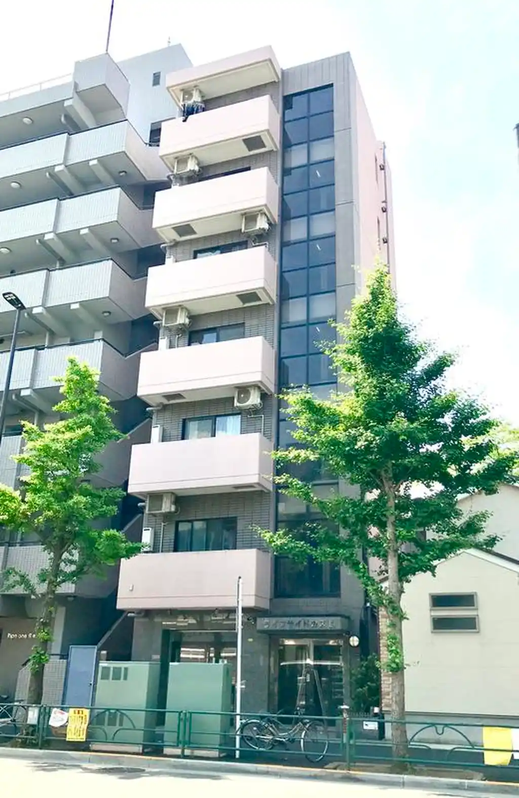 ライフサイドカズ2 外観