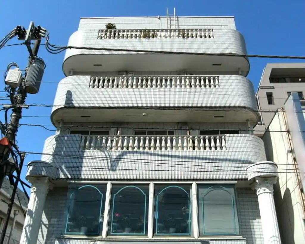 パルテノン久米川 外観