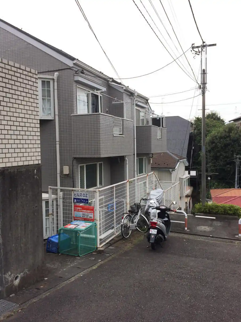 ヒルズOZ 外観