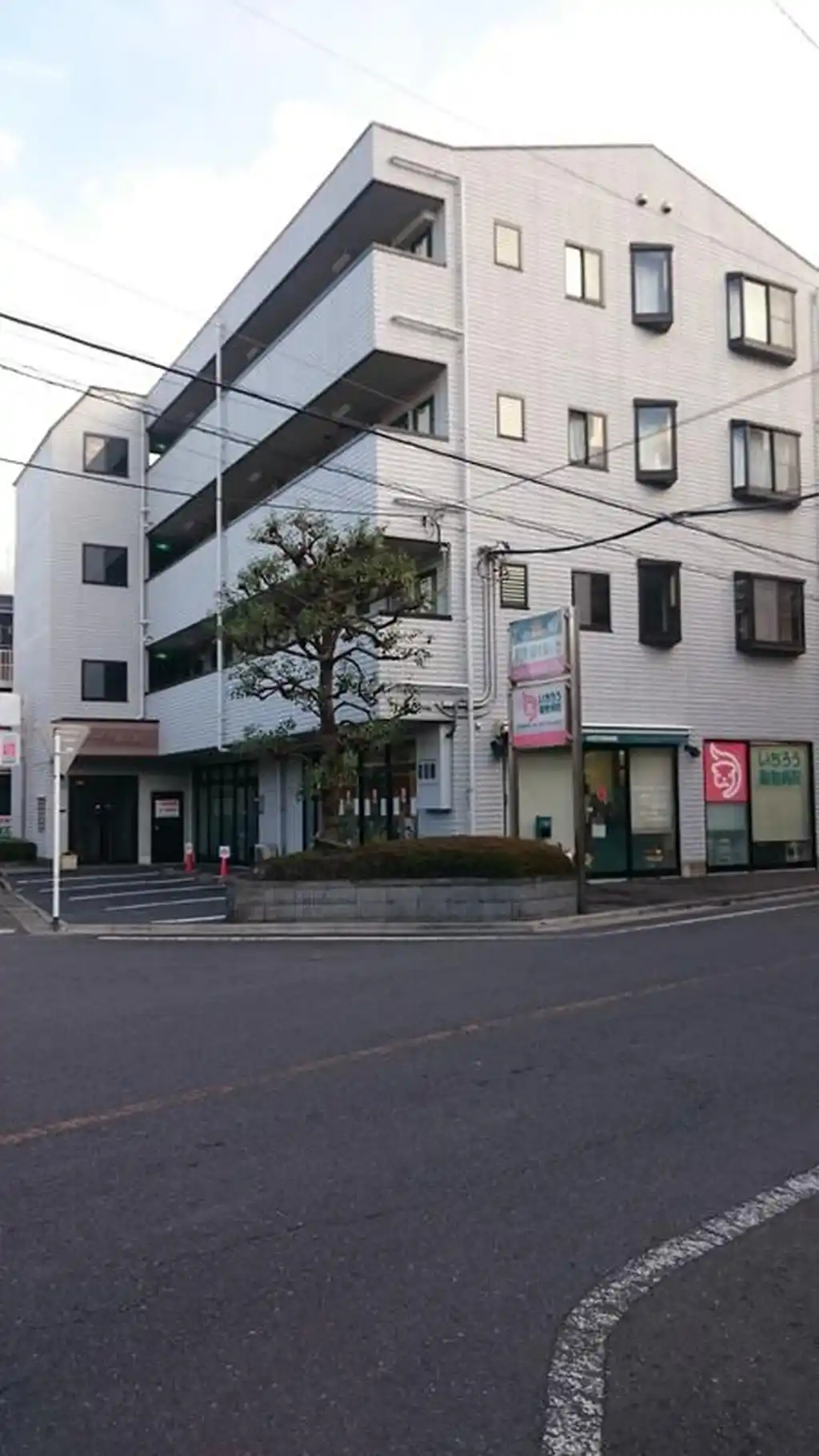 オークヒルズ原 外観