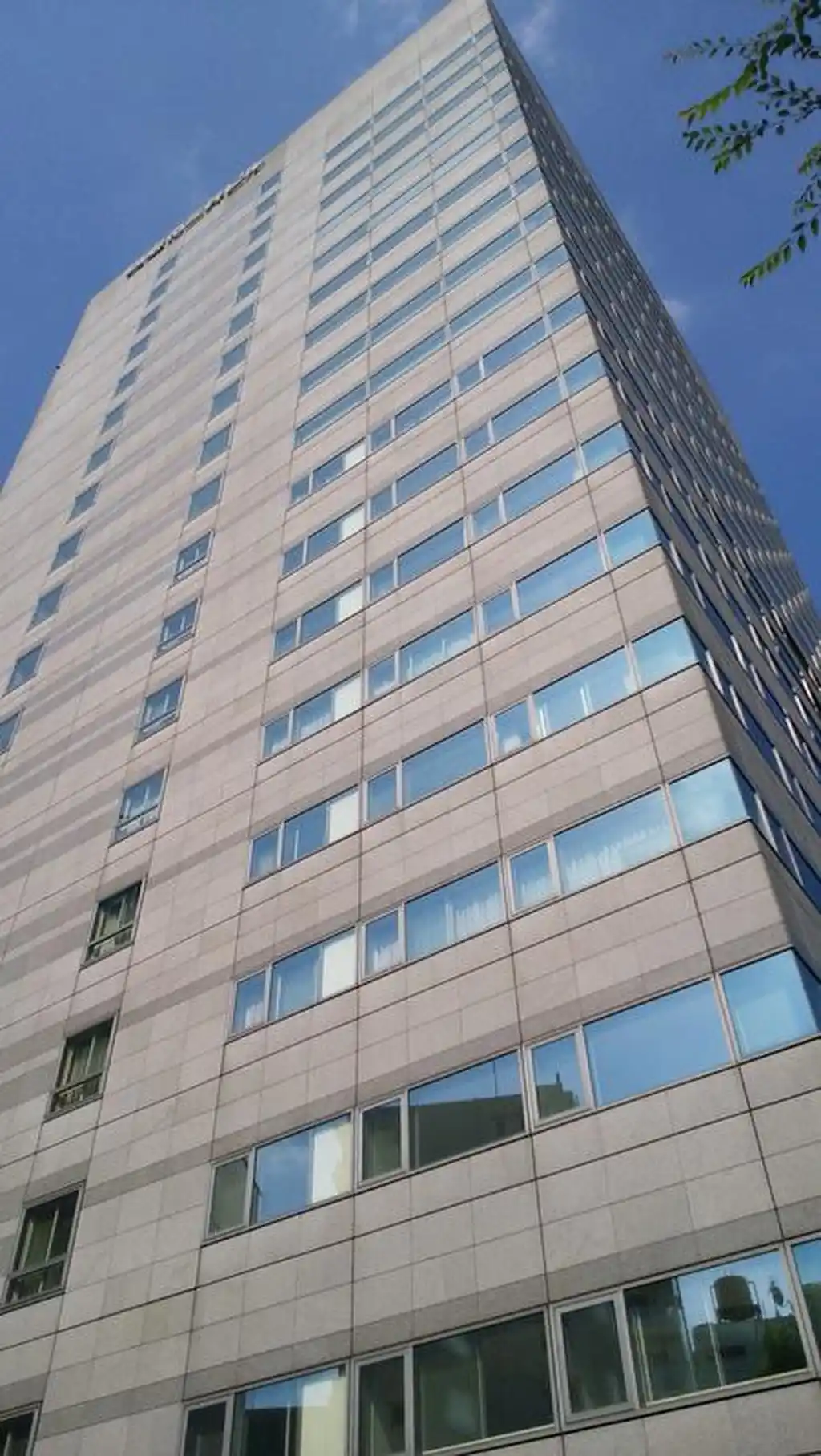 西麻布パークタワーズイースト 外観