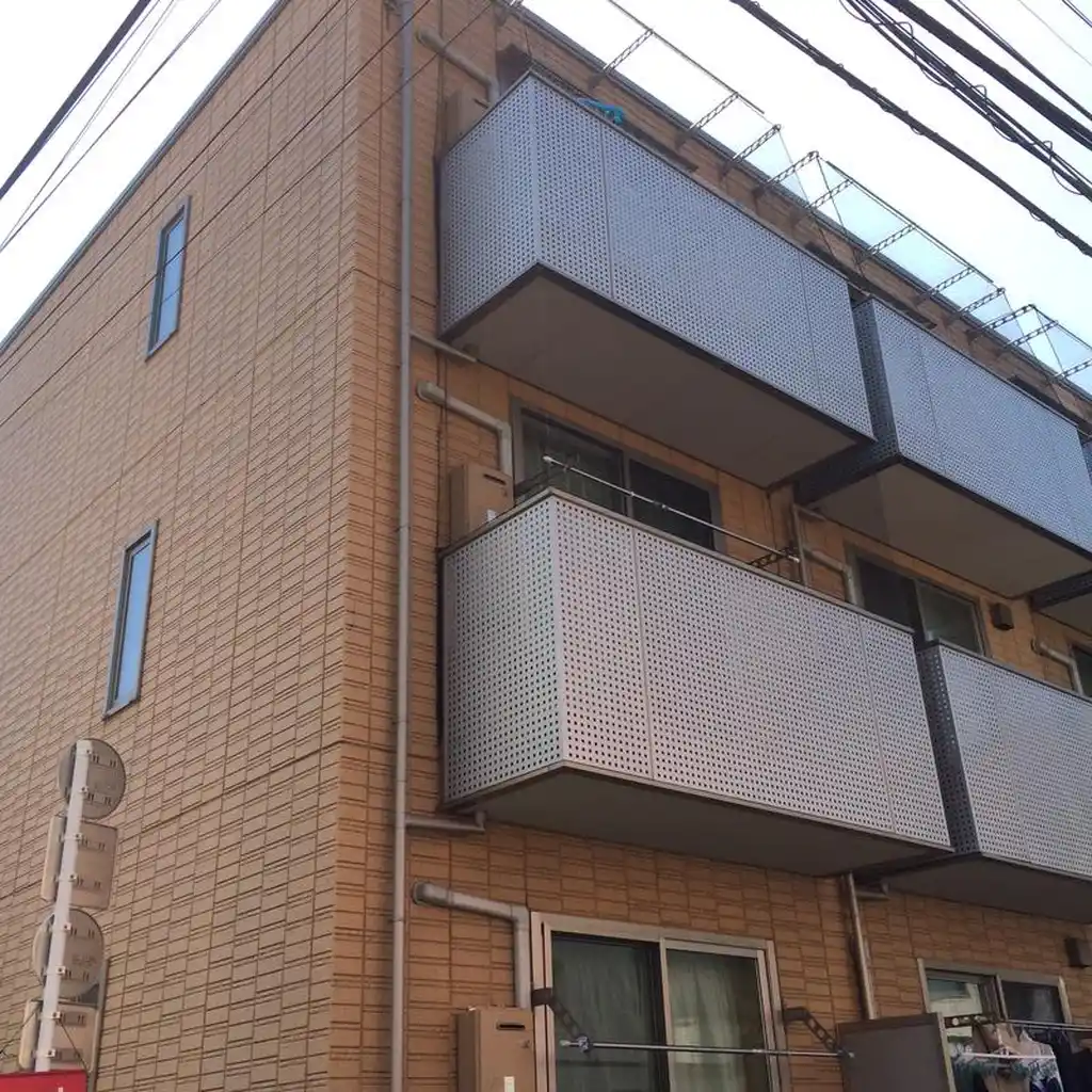 ファディール 外観