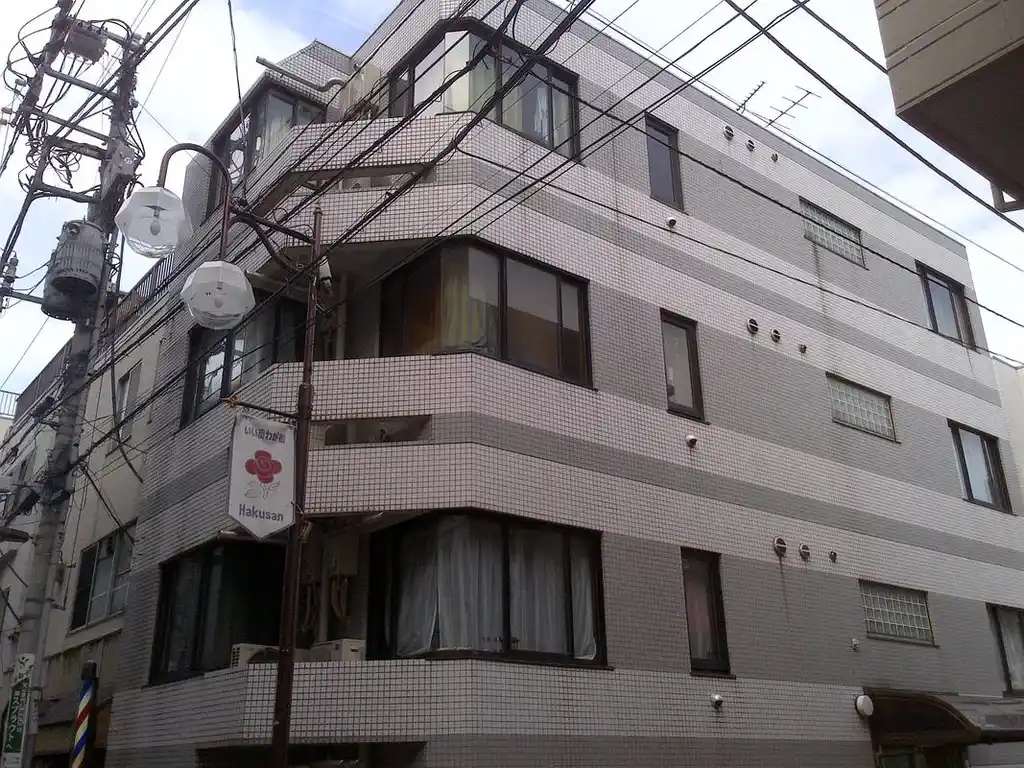 ウィナーズスズキ 外観