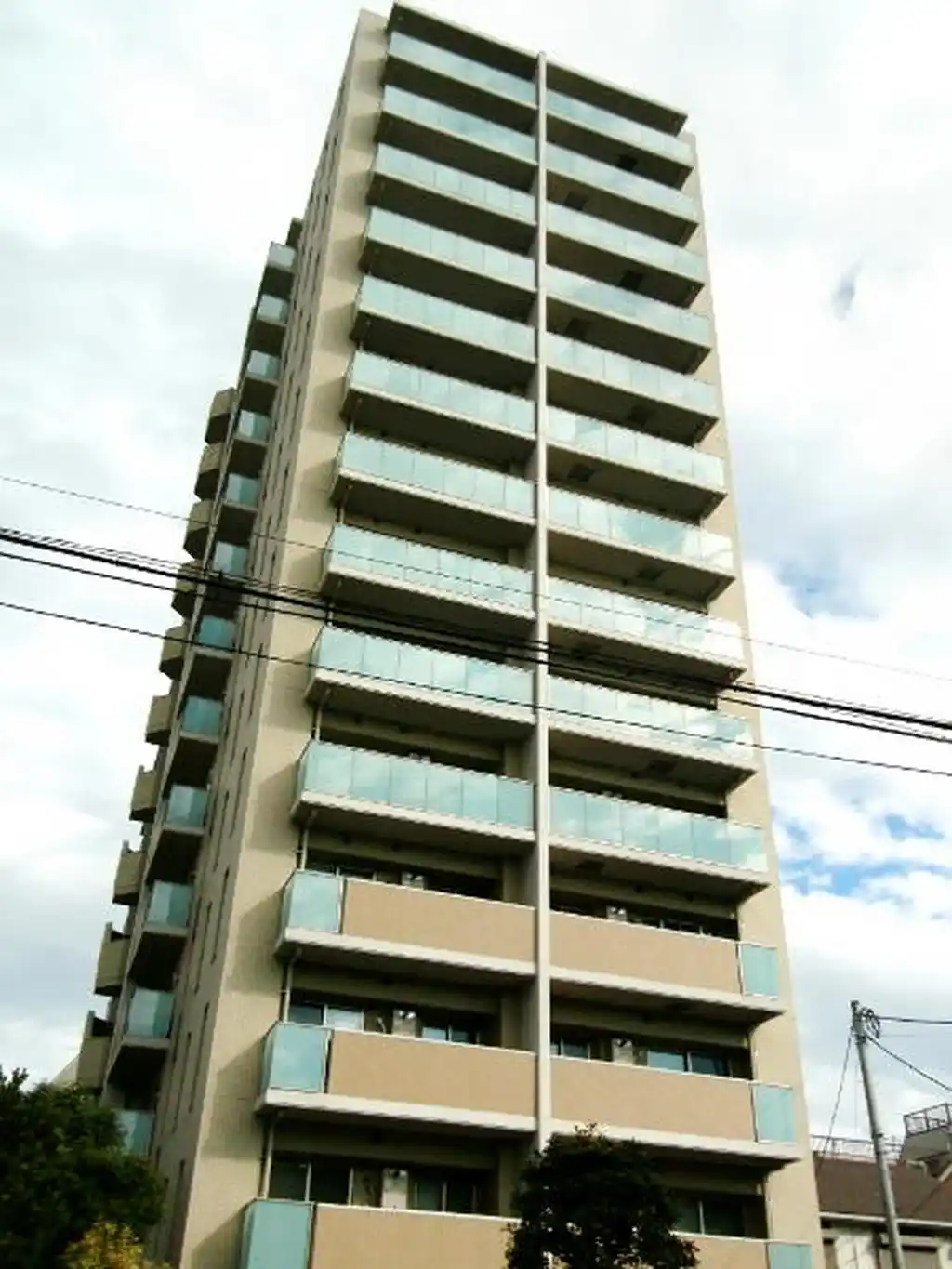 プラウド久米川 外観
