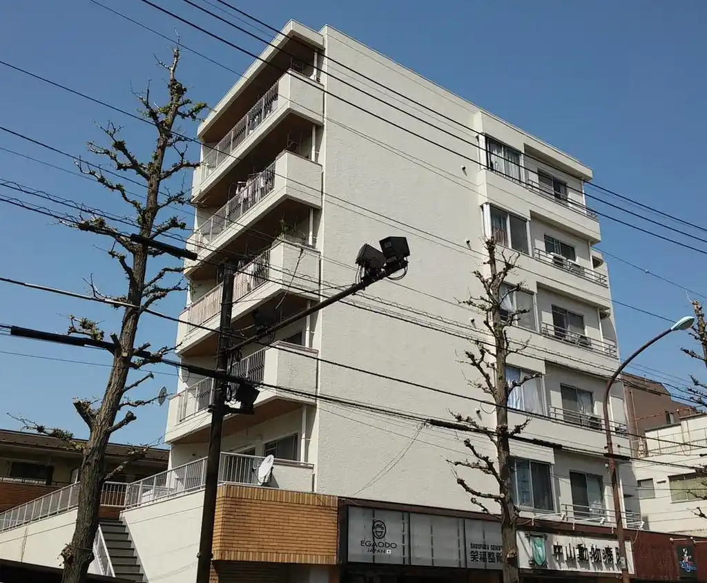 サン・フォーレ国立 外観